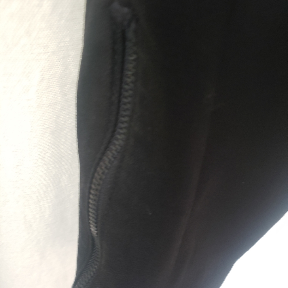 Skinny Black Jean's - Picture 3 of 7
